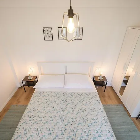 Ana Apartmán *